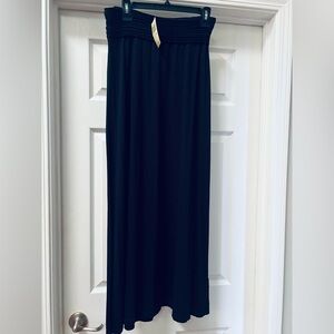 NWT Max Studio Classic Black Maxi Skirt M